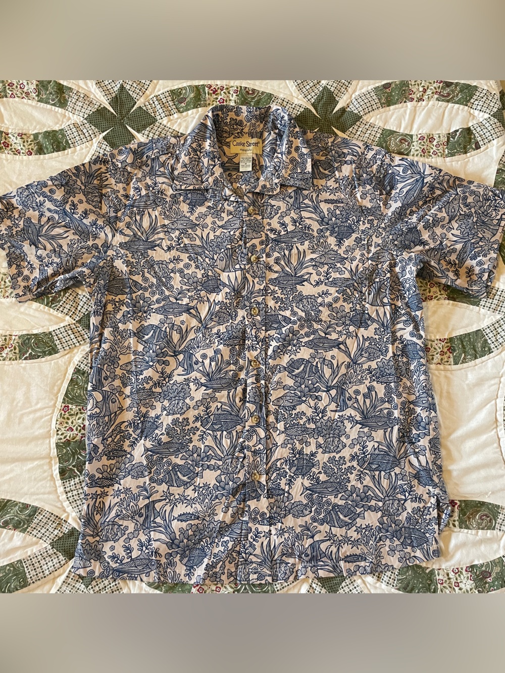 VTG Cooke Street Honolulu Coral Reef AOP Hawaiian Shirt - Size Medium